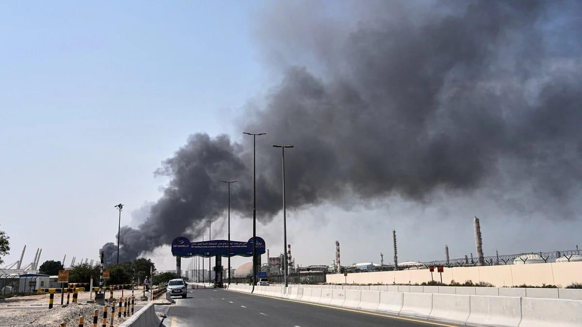 امریکہ۔اسرائیل کا ایران پر مشترکہ حملہ پانچویں روز میں داخل؛ ابوظہبی اور دبئی میں امریکی سفارتی دفاتر بند، پاسپورٹ اور ویزا خدمات معطل
