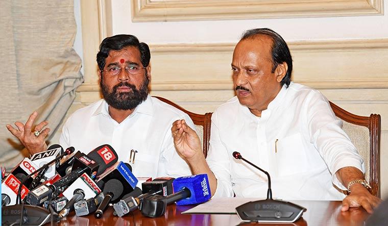 ایکناتھ شندے کا ’خوشیوں کا راشن‘ بند، اجیت پوار بجٹ میں راشن اشیاء کا حذف، اپوزیشن  کا شدیداحتجاج