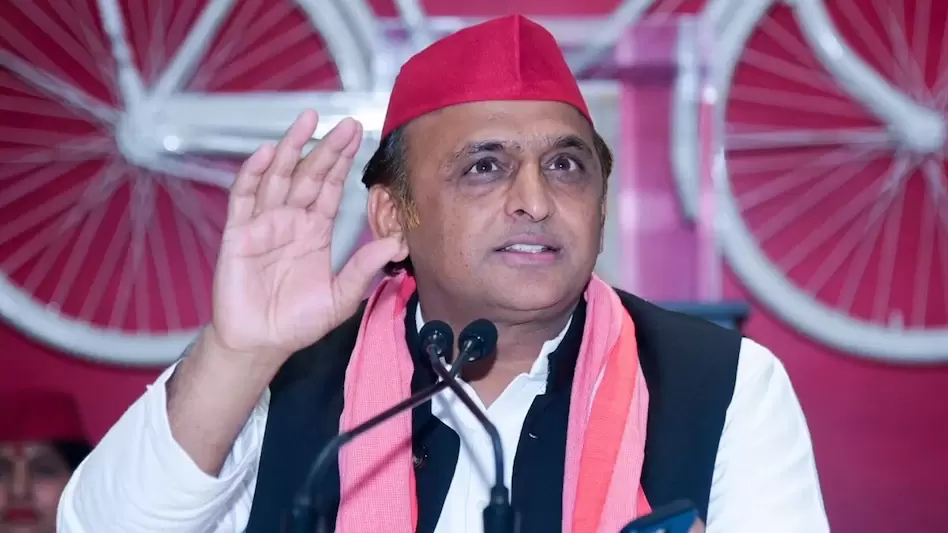 اکھلیش کا متوفی بی ایل او کے خاندان کیلئے 2 لاکھ کا اعلان، بی جے پی پر ووٹ تقسیم کرنے کی سازش کا الزام