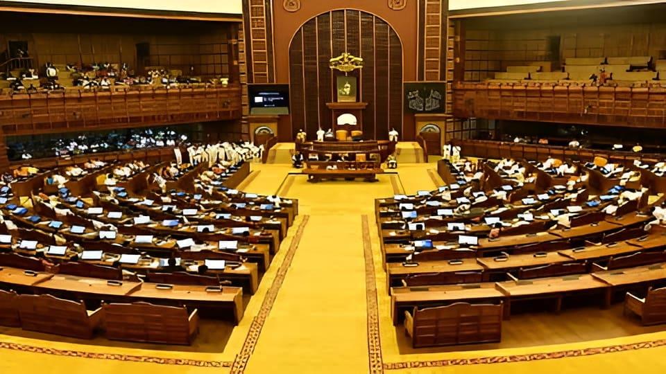 کیرالہ اسمبلی میں ایس آئی آر کی مخالفت، شفاف نظرثانی عمل اپنانے کی قرارداد منظور
