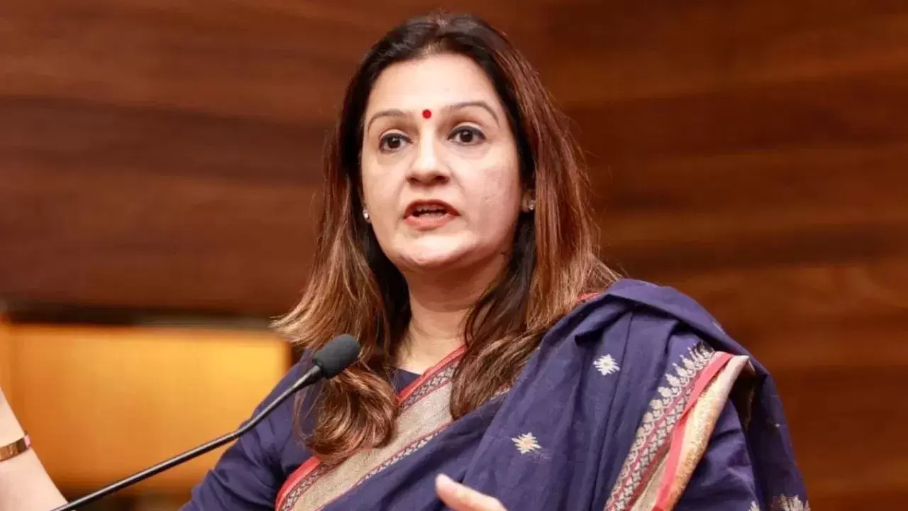 بہار میں مہاگٹھ بندھن کی ہار: پرینکا چترویدی نے خواتین ووٹروں کو نظرانداز کرنا اپوزیشن کی سب سے بڑی غلطی قرار دیا